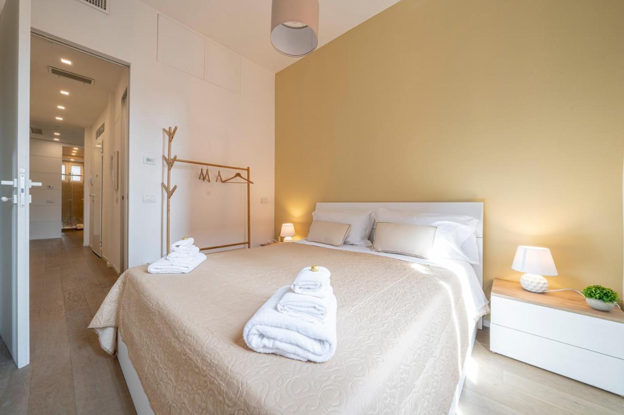 Piazza Maggiore-Luxury Apartment-Elegant Terrace Bolonha Exterior foto