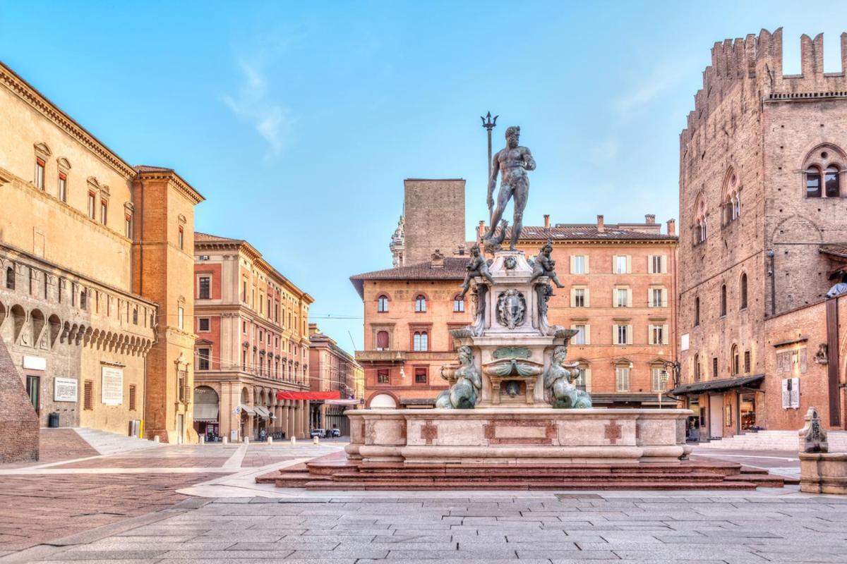 Piazza Maggiore-Luxury Apartment-Elegant Terrace Bolonha Exterior foto
